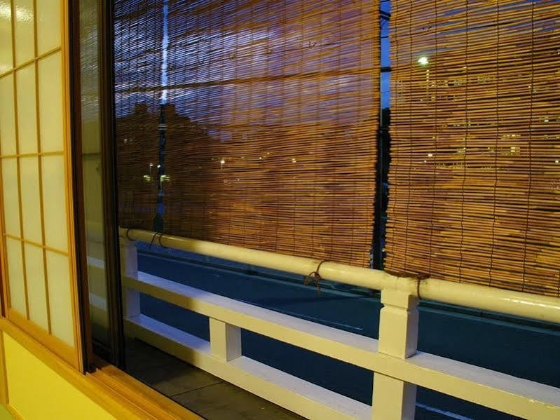 Ryokan Sawaya Honten Kyoto Exteriör bild